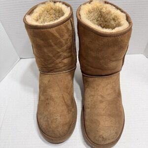 UGG Women's Boots Size 8 Sheepskin Brown Suede 5825 Classic Short 9" Tall Vtg
